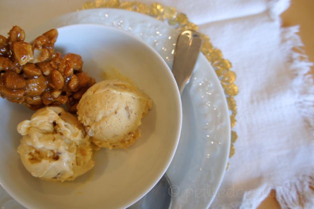 Cashew Caramel - Vanilla Ice cream