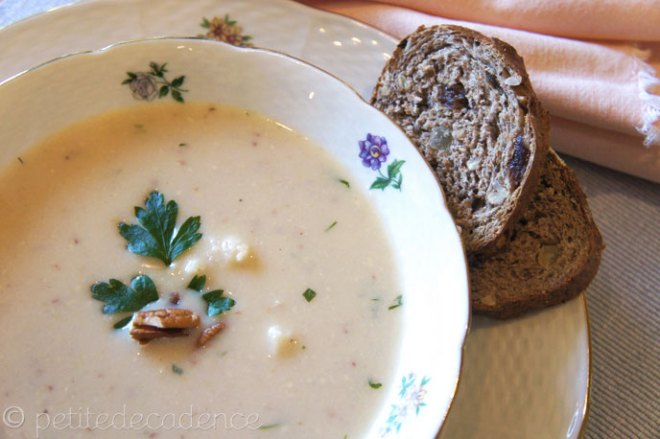 Cauliflower and leek soup