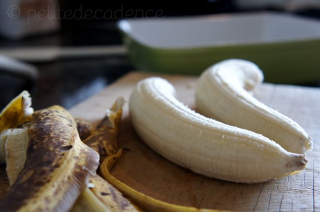 Ripe bananas for crumble