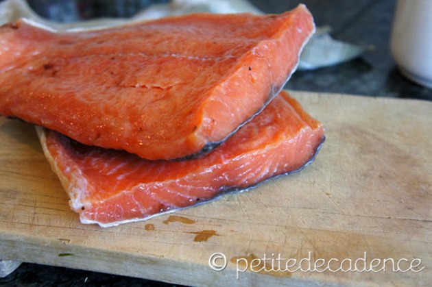 The finished and cured gravlax