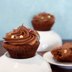 ferrero rocher cupcakes with nutella frosting