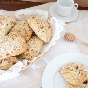 Almond chocolate scones
